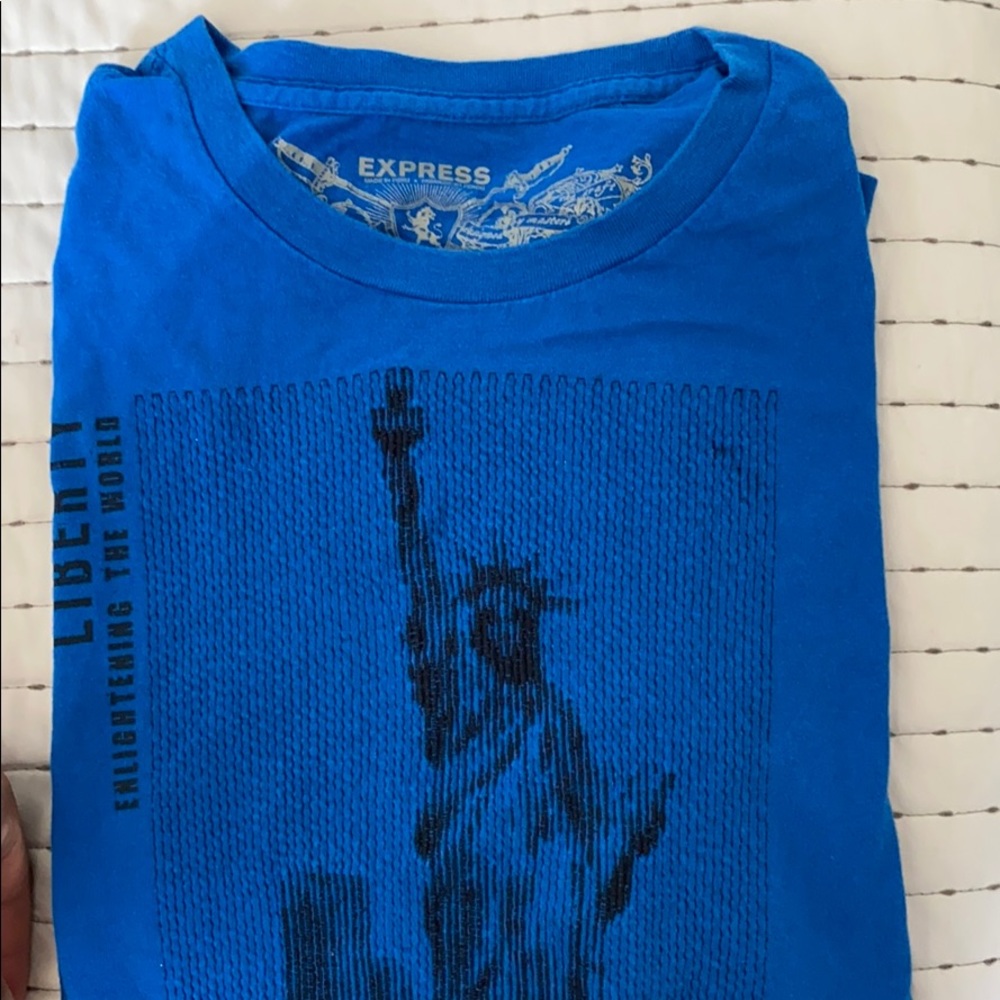 Medium blue express graphic tee